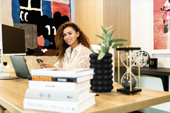 Prickly Pear Health: Solusi AI Ungkap Kesehatan Otak Perempuan Usia Paruh Baya