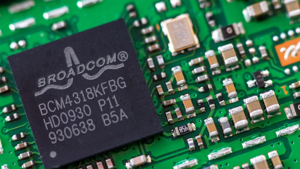 Broadcom Jadi Pemain Utama Chip AI dengan Pesanan Miliaran Dolar dan Target Tinggi