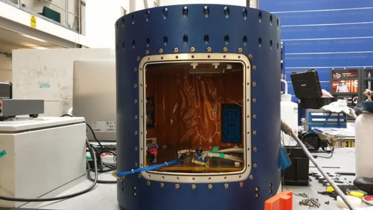 Bakteri Kesehatan Tahan Gaya Ekstrem Peluncuran Roket untuk Misi Mars