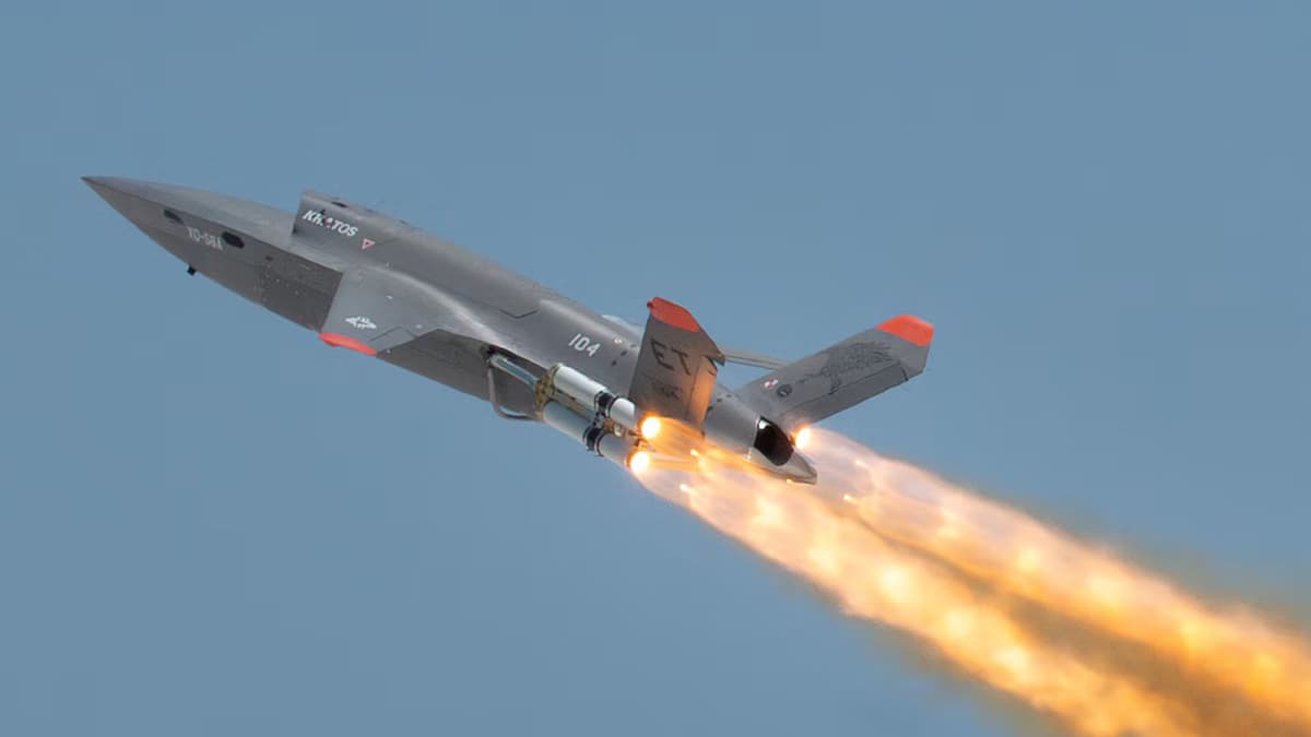 USAF Latihan Terbang Bersama Drone AI XQ-58 Valkyrie untuk Masa Depan Tempur