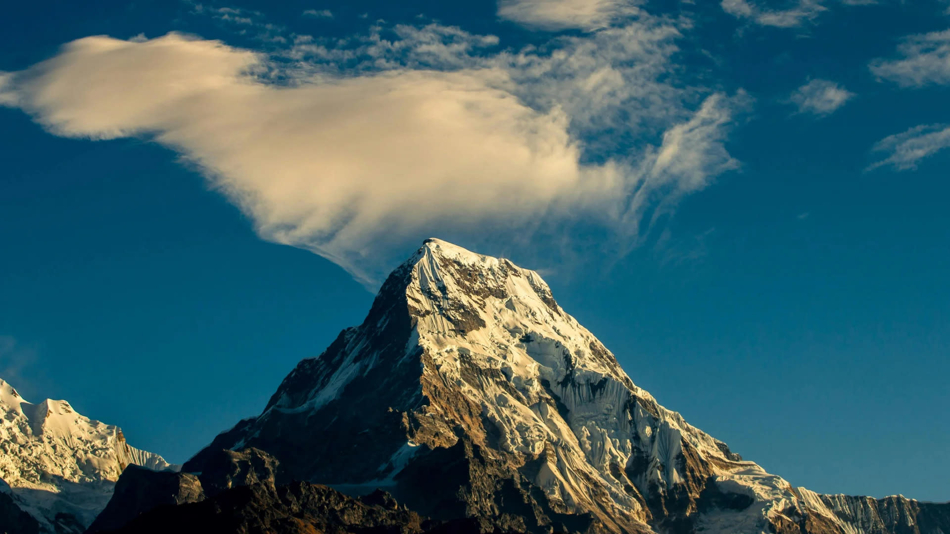 BNB Raih Rekor Harga Baru, CZ Ungkap Lebih Sering Gunakan X daripada Binance Square