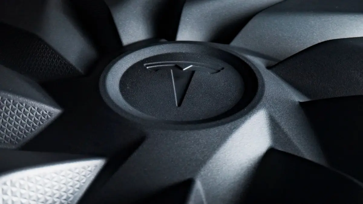 Tesla Siap Luncurkan Mobil Listrik Murah, Apa Dampaknya Bagi Pasar?