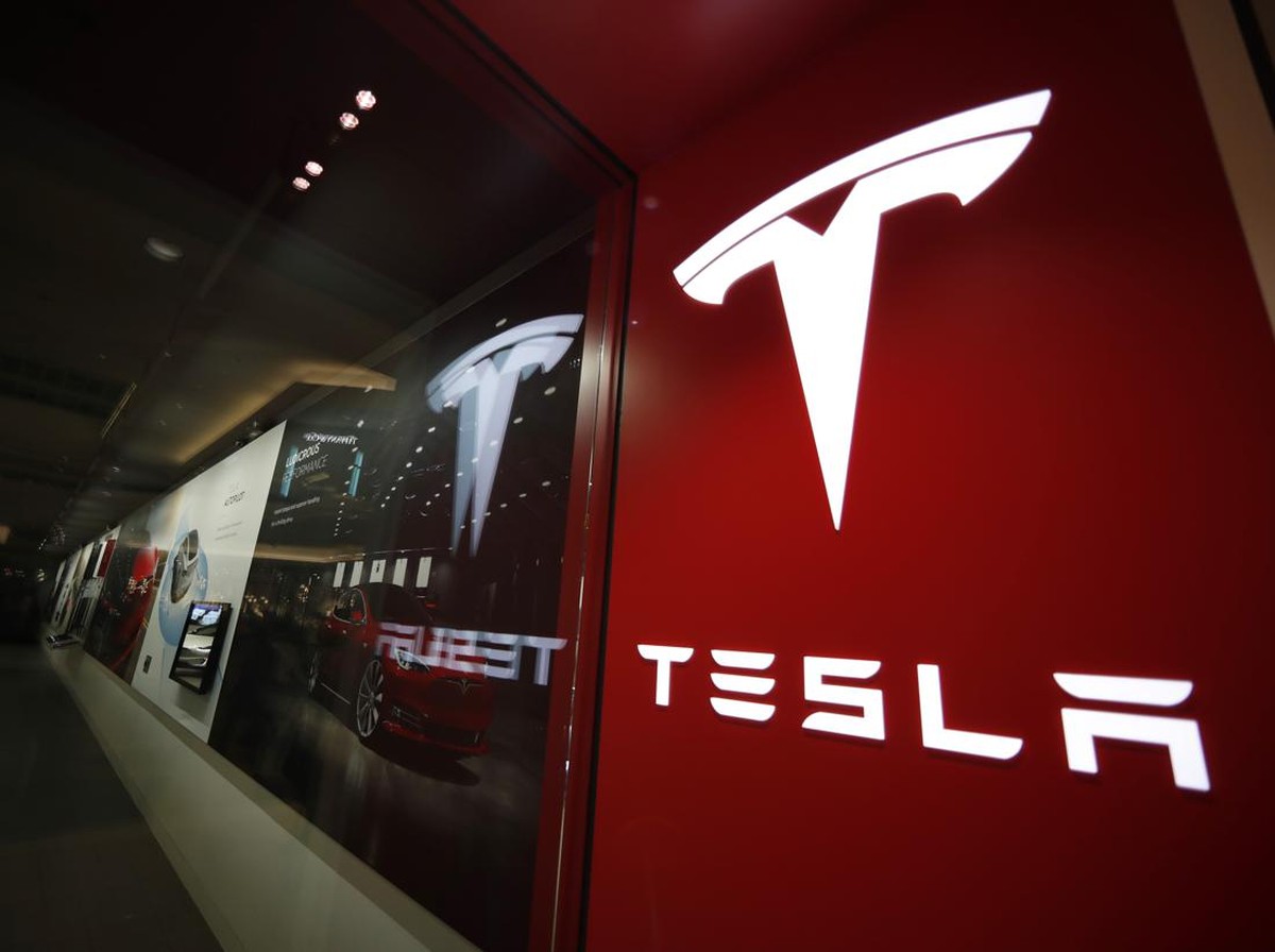 Tesla Siapkan Model Baru, Saham Melonjak Ditengah Persaingan Ketat Mobil Listrik