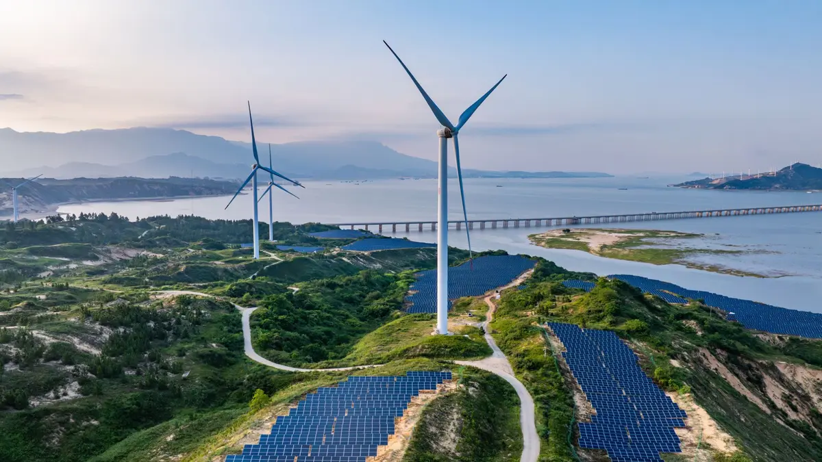 Energi Terbarukan Terus Tumbuh, Lewati Batu Bara untuk Pertama Kali