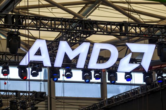 OpenAI Bayar AMD dengan Saham untuk Beli GPU Senilai Miliaran Dolar