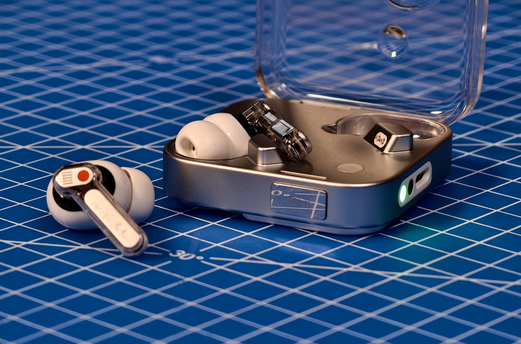 Nothing Ear 3: Inovasi Mikrofon Baru dengan Kualitas Suara yang Berbeda