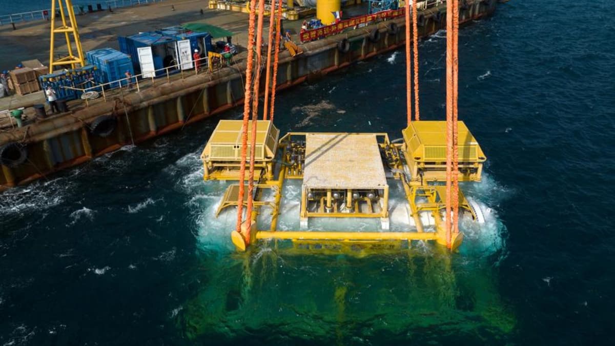 China Operasikan Pusat Data Bawah Laut Komersial Pertama untuk Hemat Energi