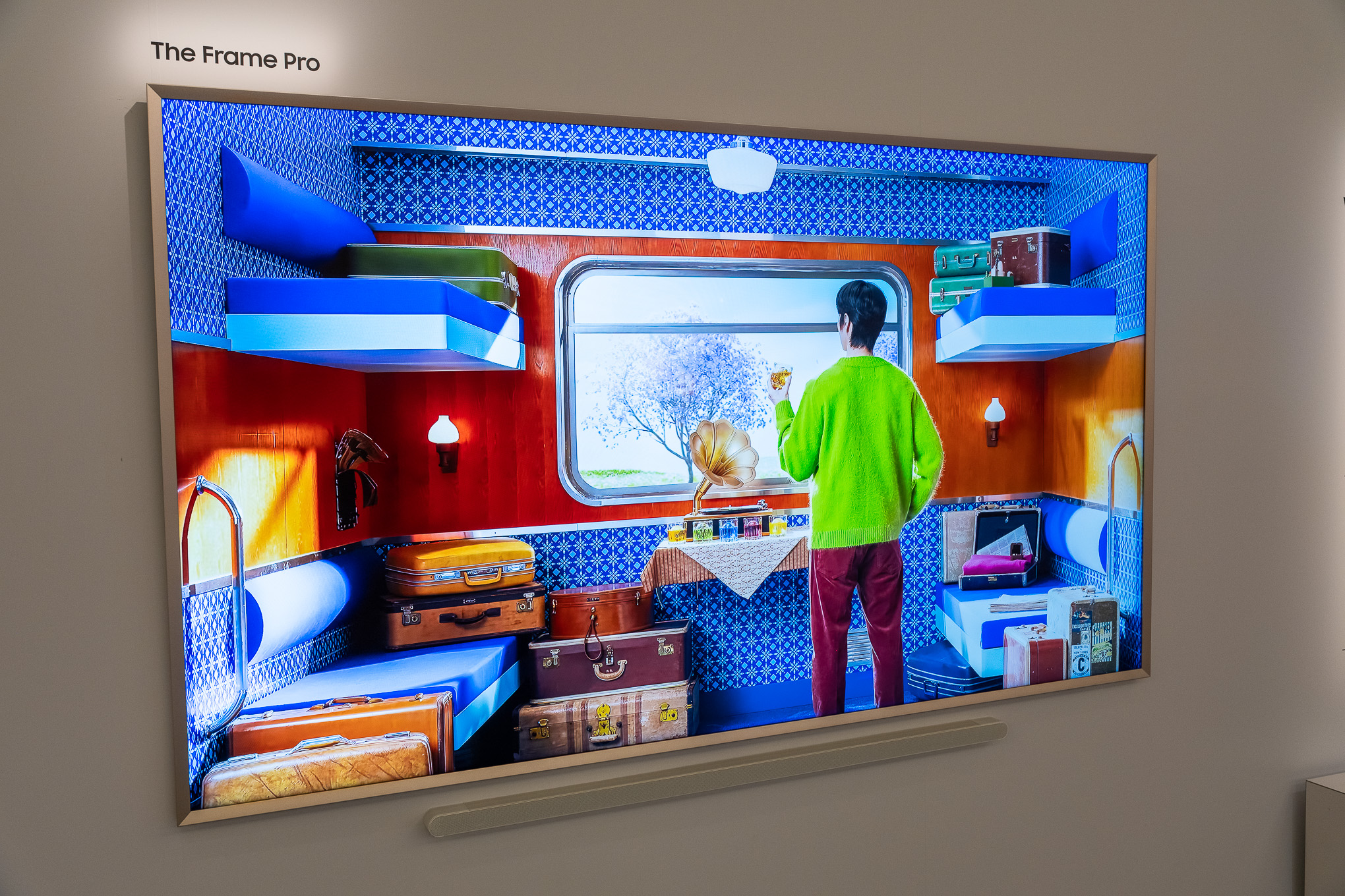 Diskon Besar TV Samsung Frame Pro dengan Fitur Seni Canggih dan Panel Matte