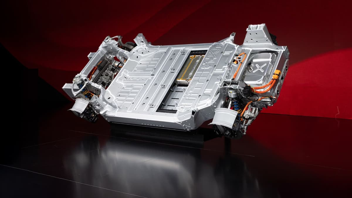 Ferrari Elettrica: Mobil Listrik Pertama Dengan Performa Super Cepat dan Suara Asli