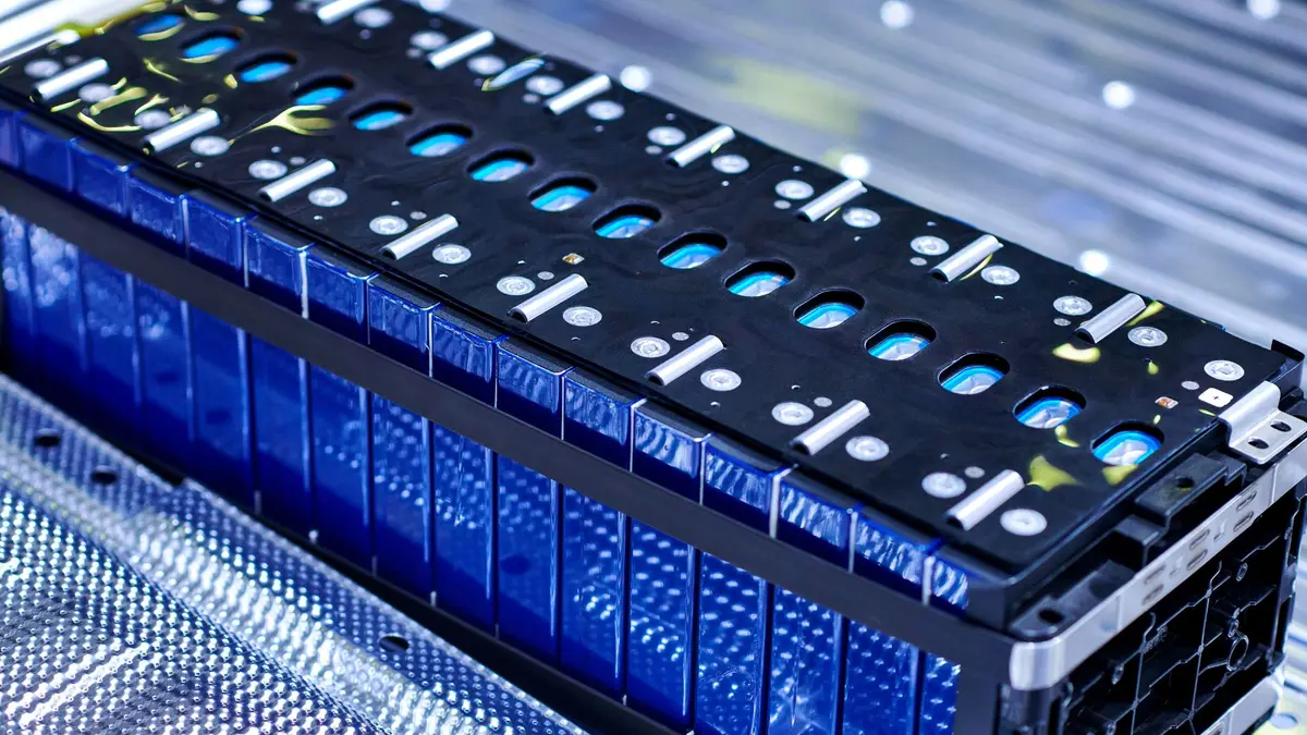 Teknik Sintering Tekanan Cepat Percepat Baterai Solid-State Masa Depan