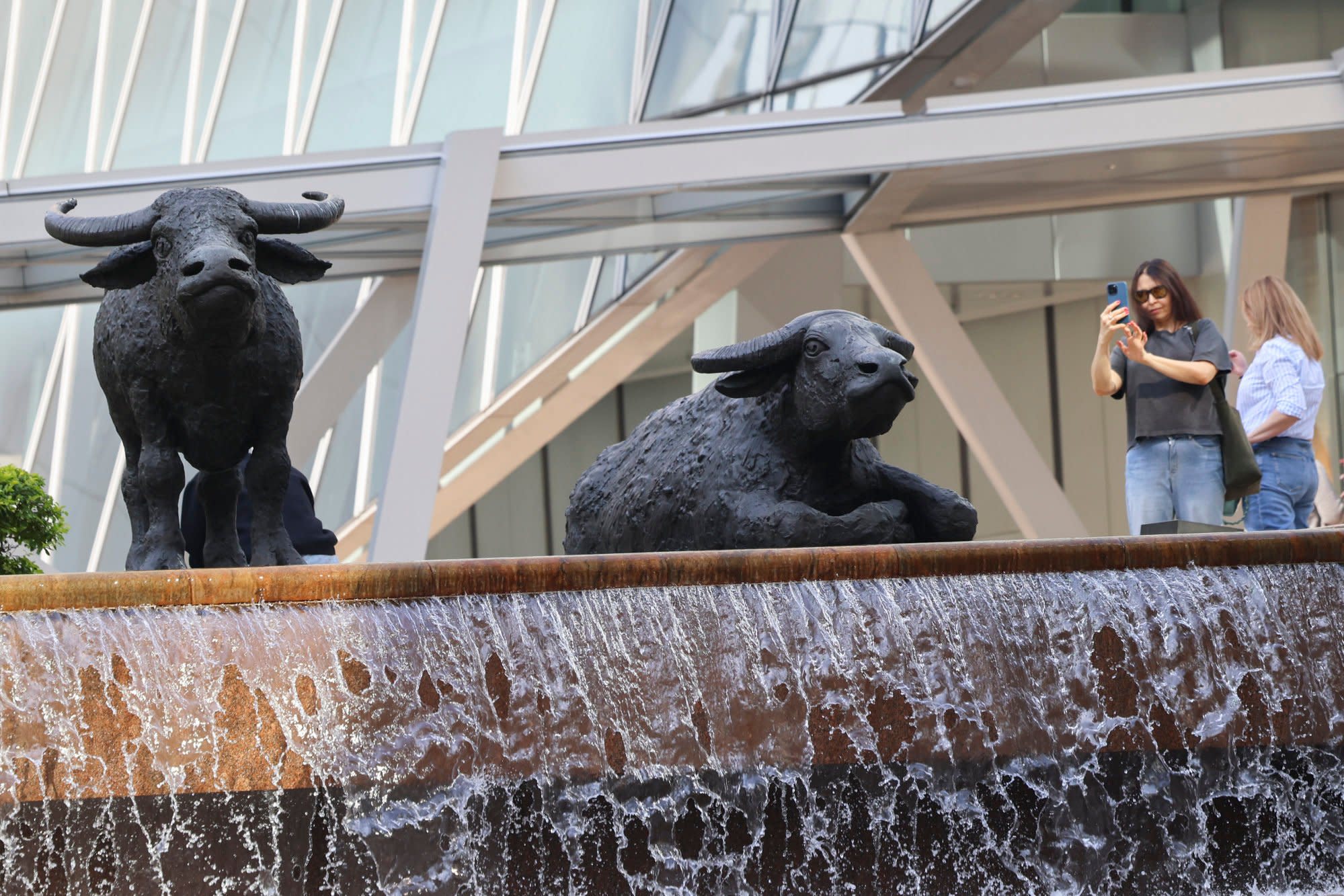 Hong Kong Jadi Pusat Penggalangan Dana Utama bagi Perusahaan Teknologi China