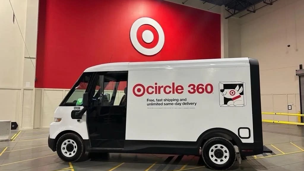 Target Uji Pengiriman Paket dengan 50 Kendaraan Listrik di Dallas-Fort Worth