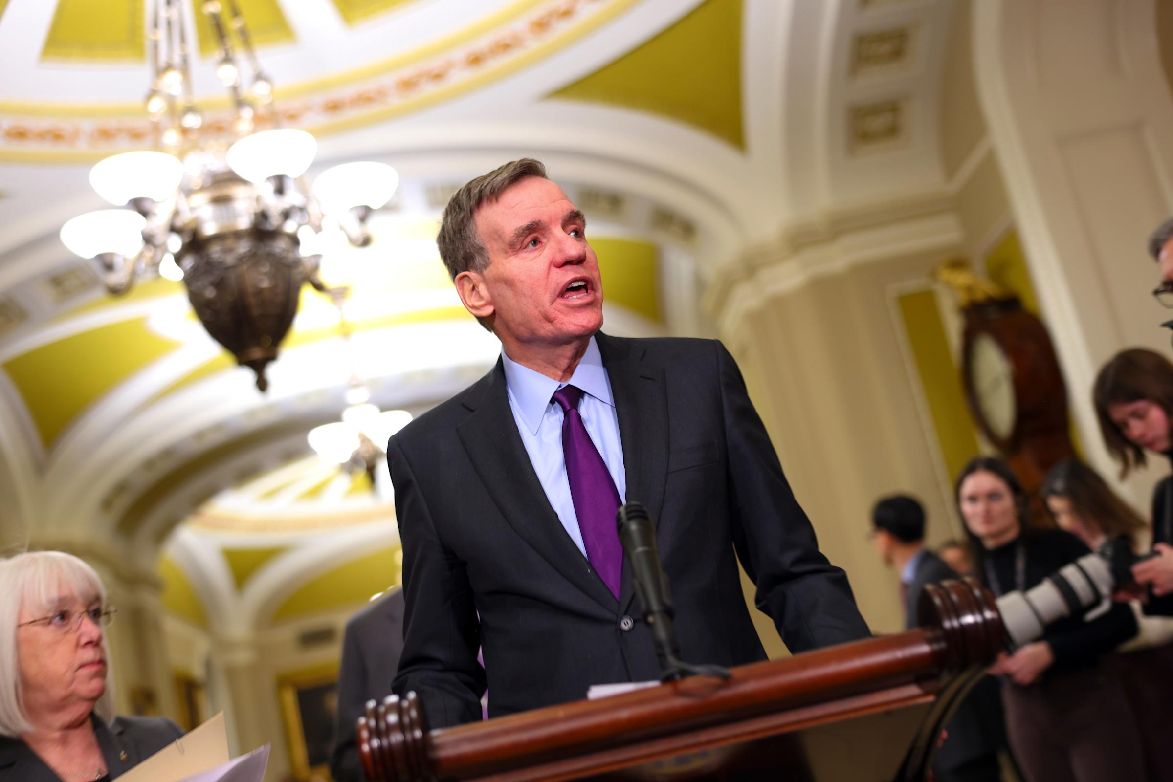 Senat Demokrat Dorong Regulasi Ketat DeFi, Industri Kripto Geger dan Resah