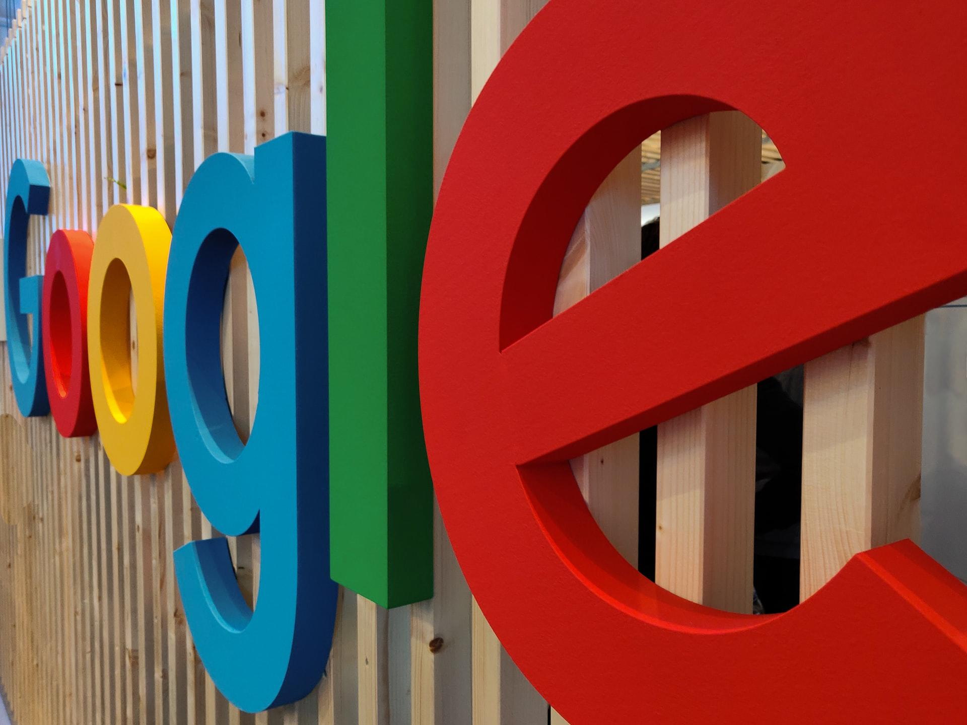 Alphabet (GOOGL) Naik Target Harga Berkat Kepemimpinan AI yang Kuat
