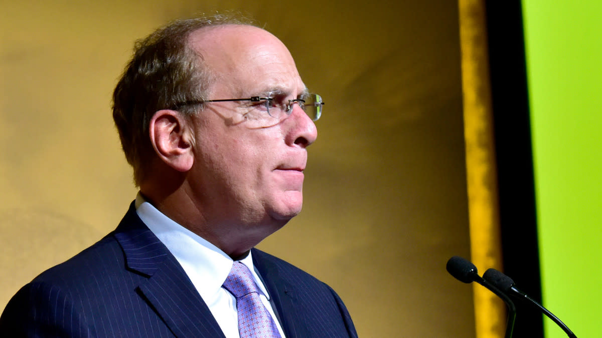 Larry Fink Mengakui Bitcoin Sebagai Alternatif Mata Uang Cadangan dan Emas Baru