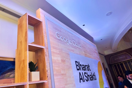 Google Investasi 15 Miliar Dolar Bangun Pusat AI dan Data Terbesar di India