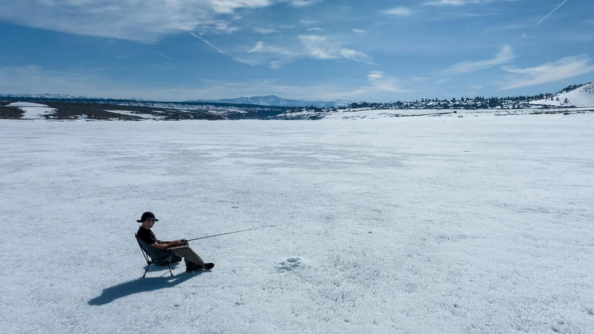 ETF Bitcoin dan Ethereum AS Alami Arus Keluar Besar Usai Crash Pasar Kripto