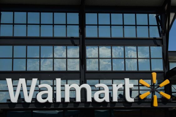 Walmart dan OpenAI Hadirkan Fitur Belanja Lewat Chatbot AI Canggih