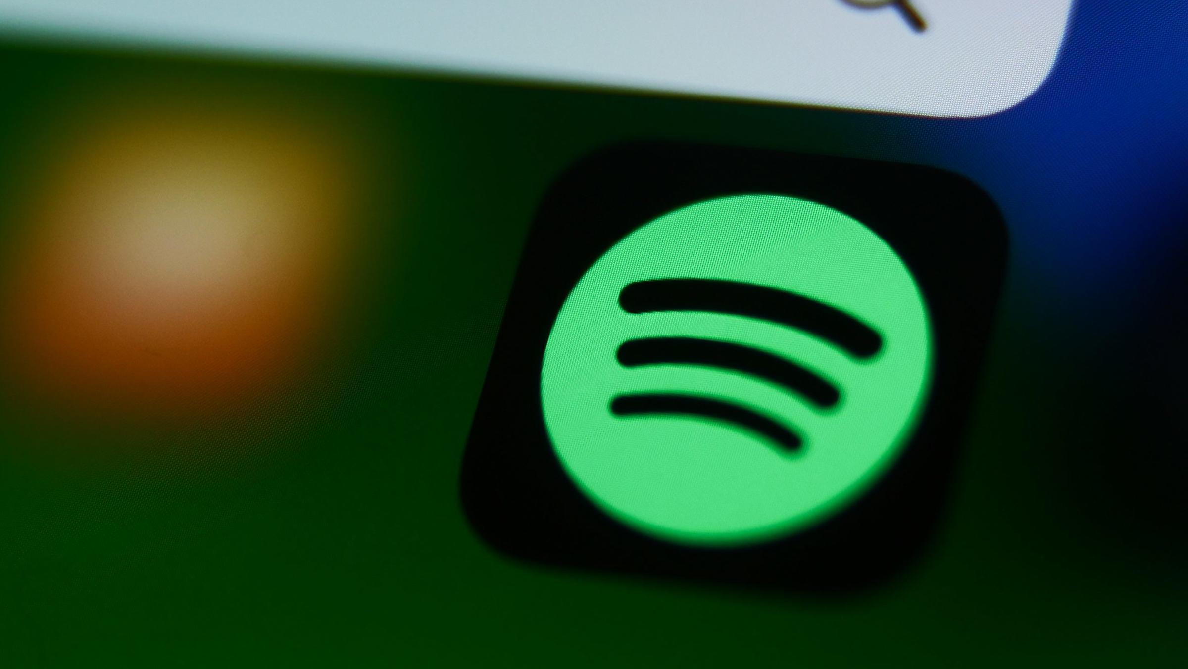 Spotify dan Netflix Bersinergi Hadirkan Podcast Video Mulai 2026