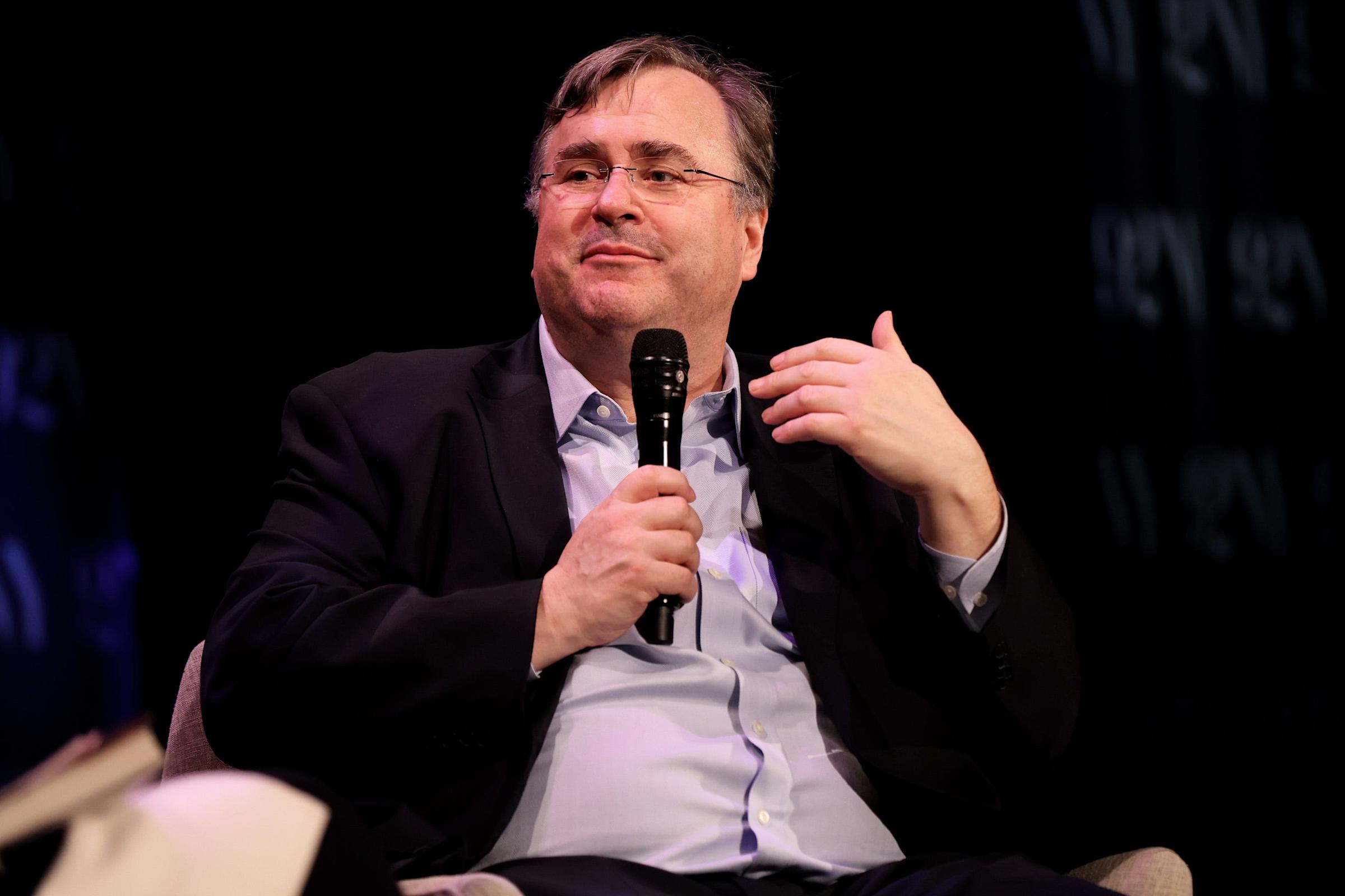 Reid Hoffman Dorong Pendiri Startup Cek Latar Belakang Sebelum Investasi