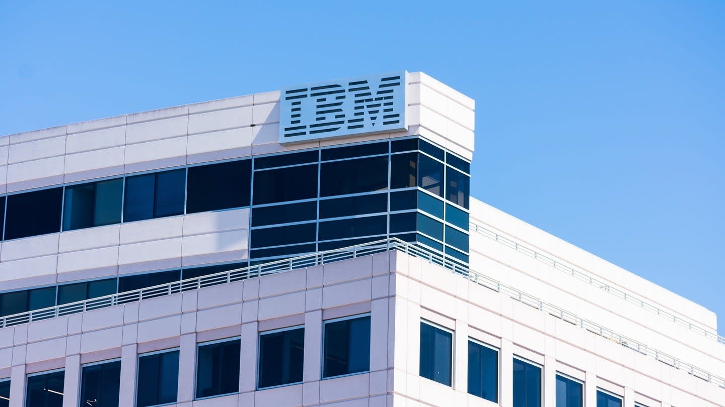 IBM Akuisisi Cognitus untuk Perkuat Layanan Transformasi SAP Berbasis AI