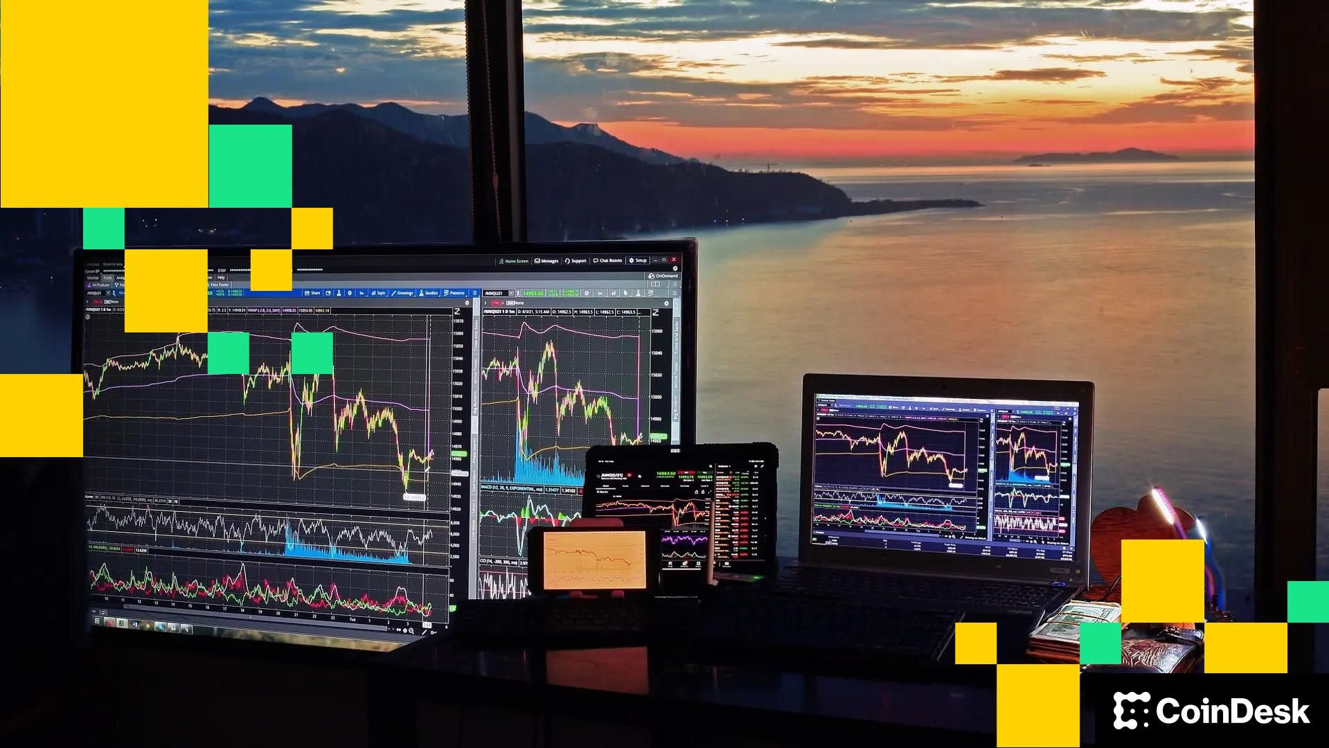 XRP dan Solana Tunjukkan Sentimen Bullish, Bitcoin Masih Penuh Kekhawatiran