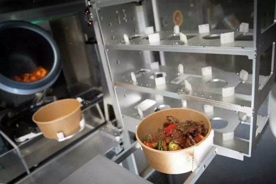 Shin Starr Menggabungkan Robotik dan AI untuk Masak Makanan Korea Segar di Food Truck