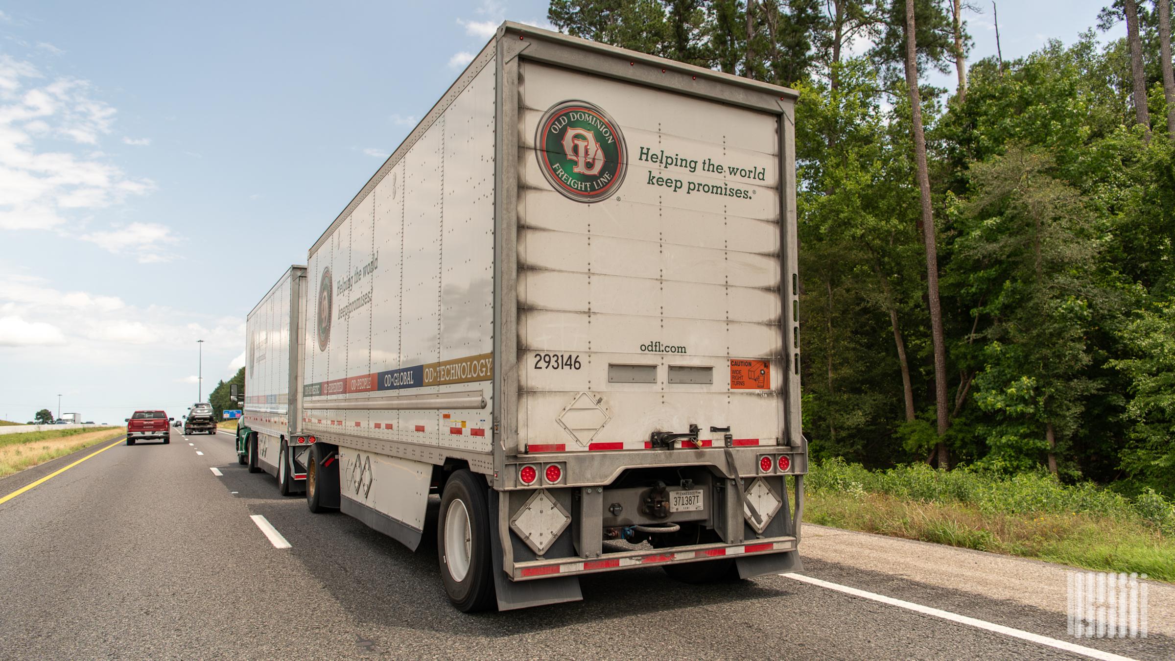 Old Dominion Freight Line Naikkan Tarif 4,9% untuk Hadapi Biaya Meningkat