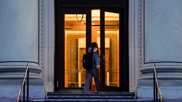 Universitas AS Pangkas Kuota Mahasiswa PhD Karena Ketidakpastian Dana Riset