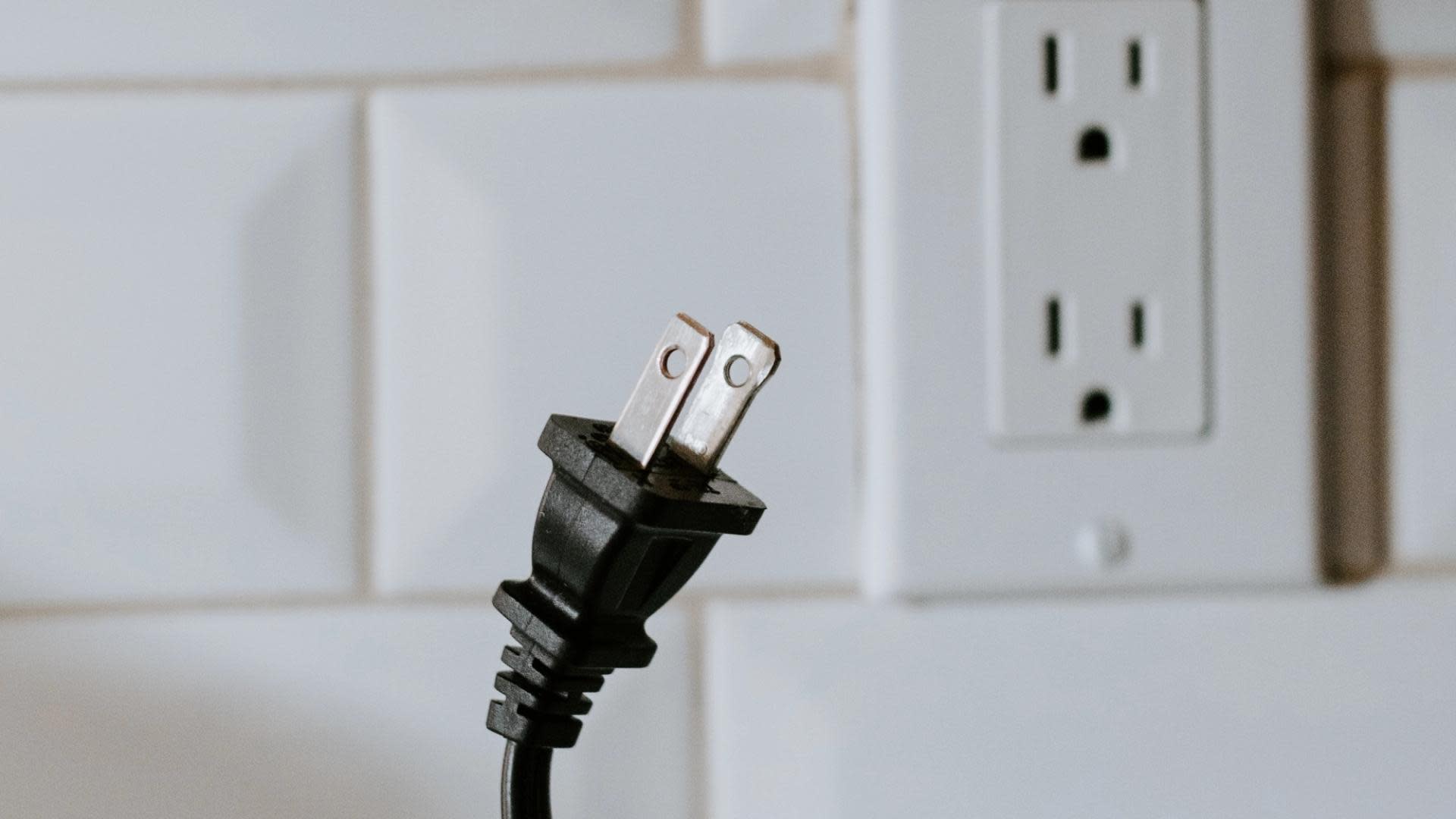 Gangguan AWS Oktober 2025: Tantangan Besar Desentralisasi Dunia Kripto