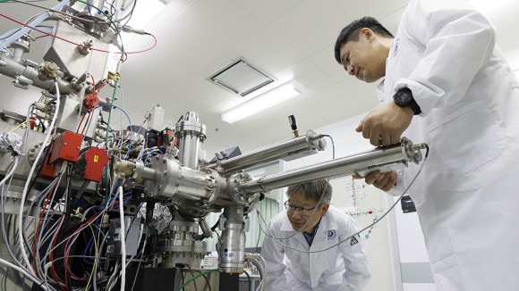 Fragmen Meteor Langka dari Sisi Jauh Bulan Ungkap Sejarah Tata Surya