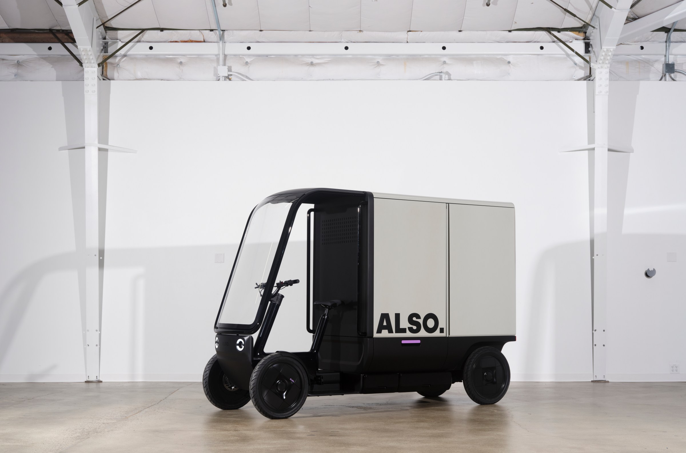 Amazon dan Rivian Kembangkan Sepeda Kargo Listrik untuk Pengiriman Lebih Cepat