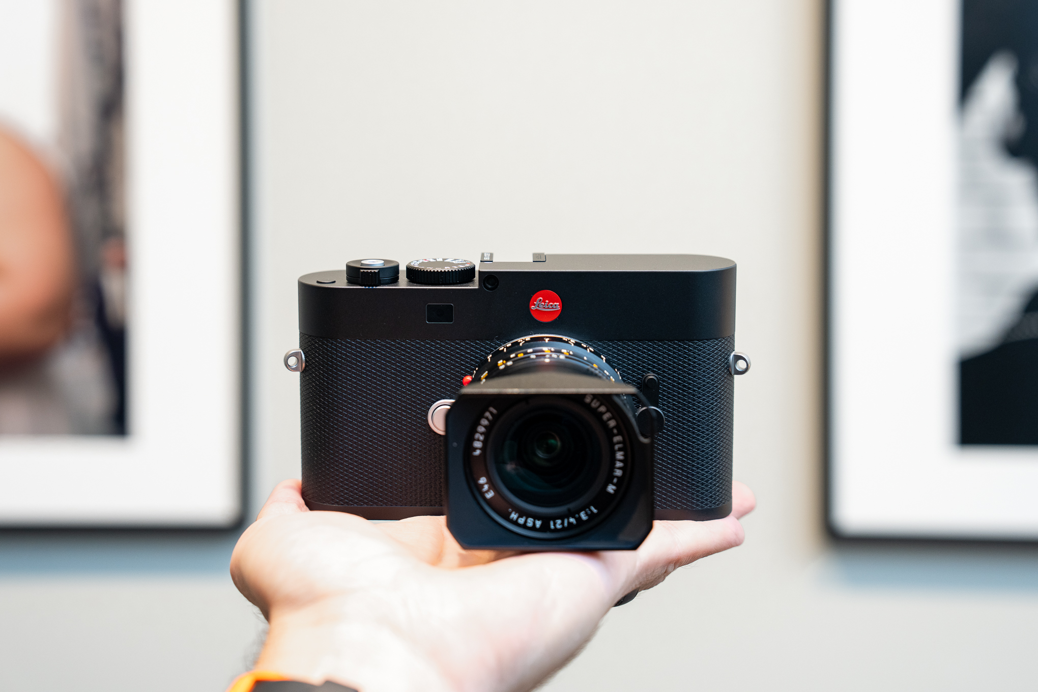 Leica Luncurkan Kamera M EV1 dengan EVF, Menghapus Rangefinder Tradisional