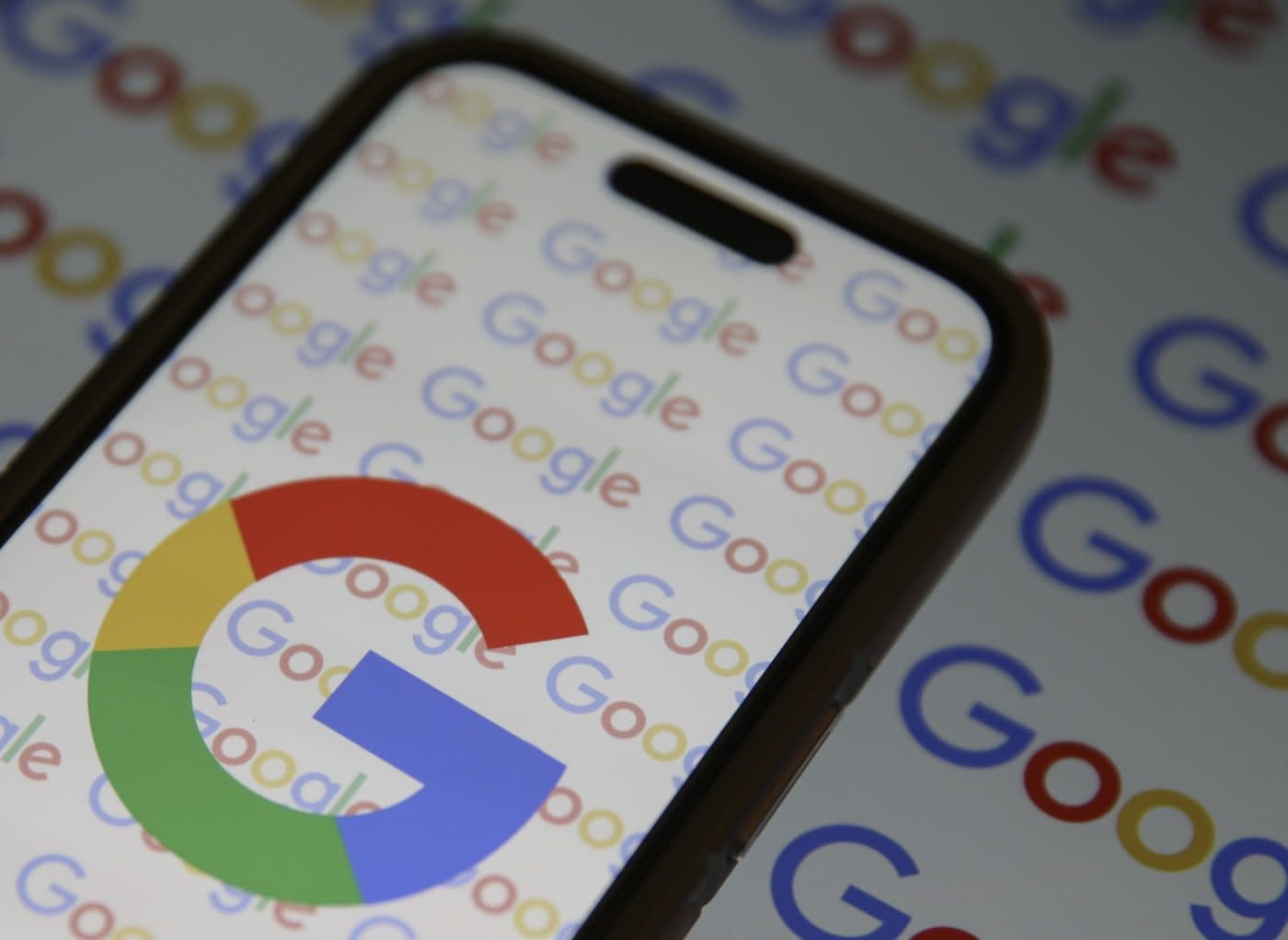 Terobosan Kuantum Google: Chip Willow Jalankan Algoritma 13.000 Kali Lebih Cepat