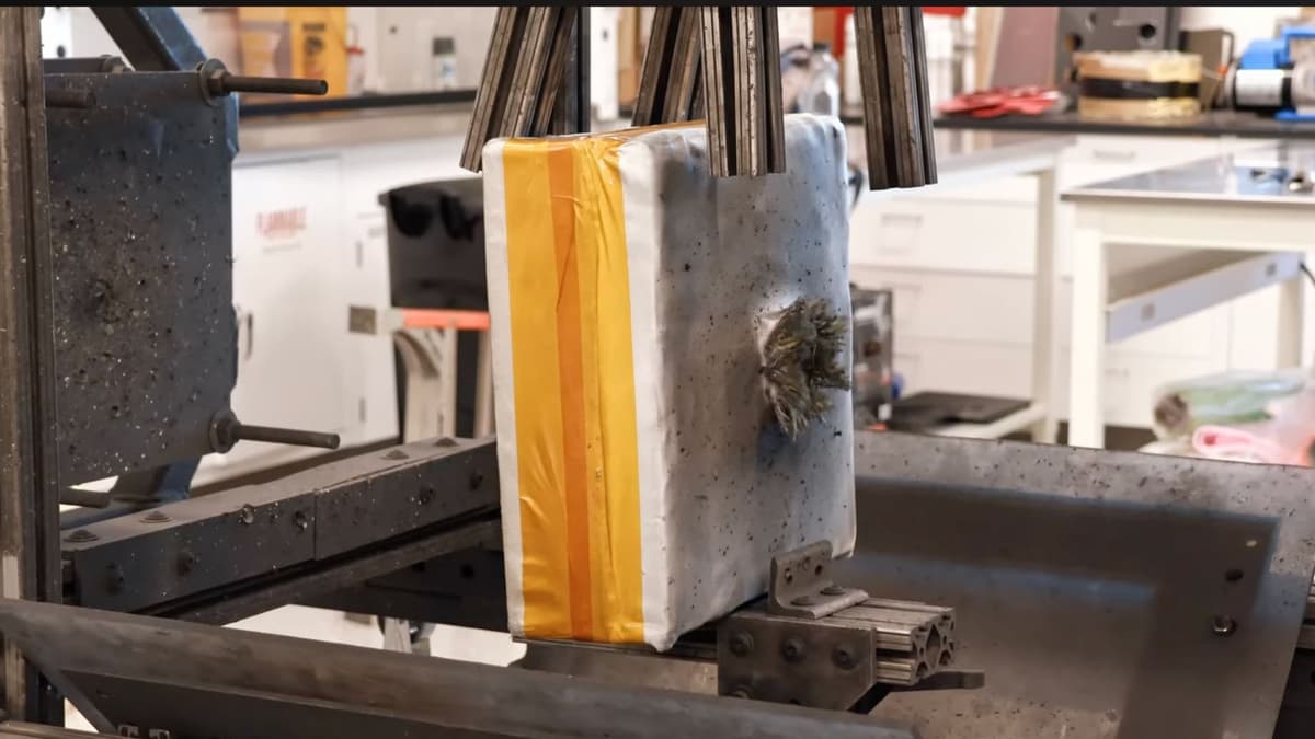 Teknologi Pelindung Baru Space Armor Atasi Bahaya Sampah Antariksa