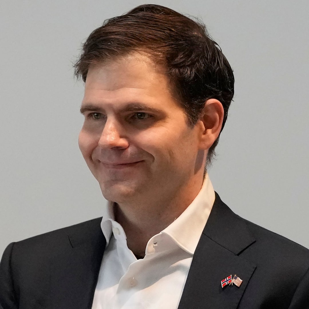 Jonathan Ross Sebut Bubble AI Tanda Aktivitas Ekonomi dan Peluang Investasi