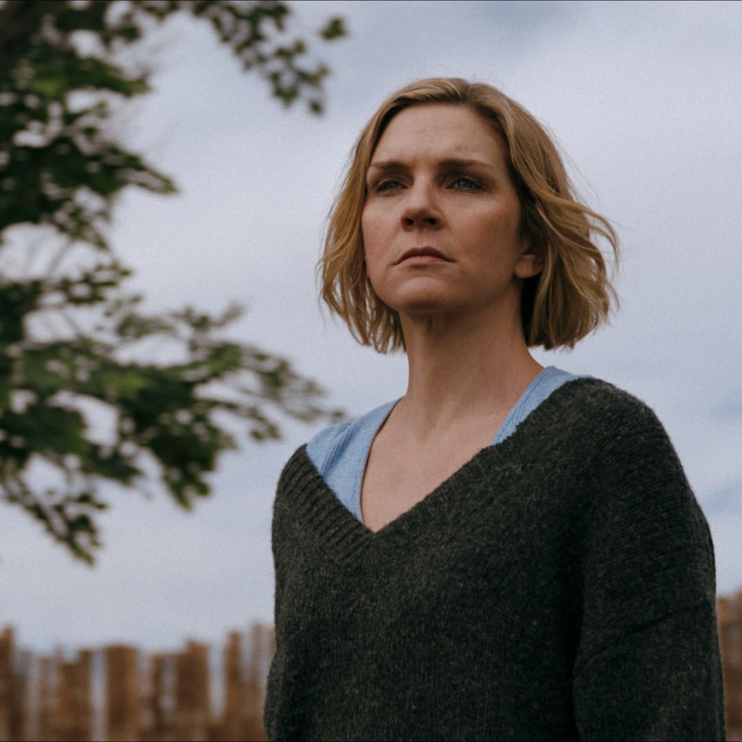 Vince Gilligan Kembali ke Sci-Fi dengan Serial Baru Pluribus di Apple TV