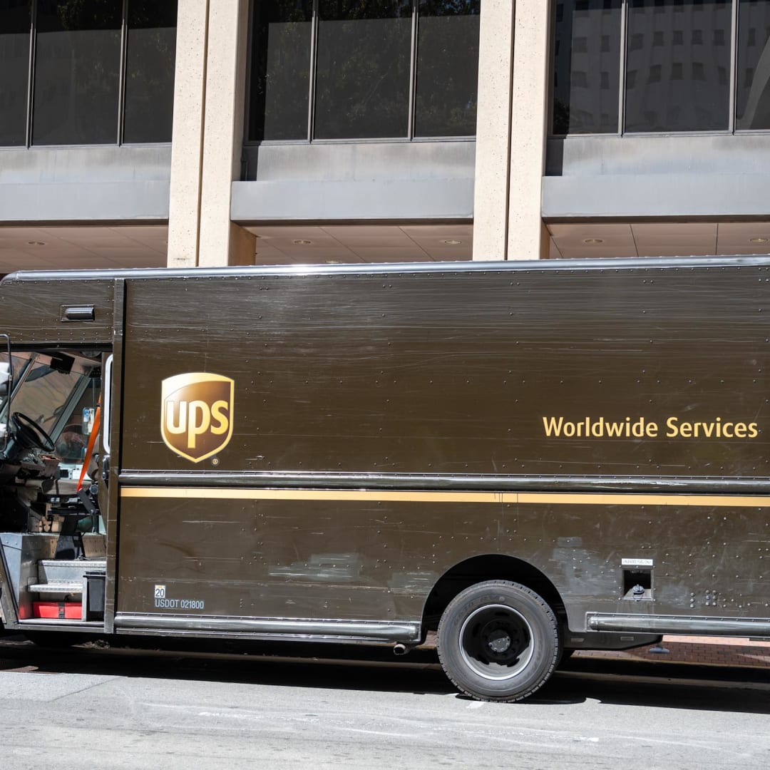 UPS Teken Pemangkasan 48.000 Karyawan dan Fokus Efisiensi di 2025