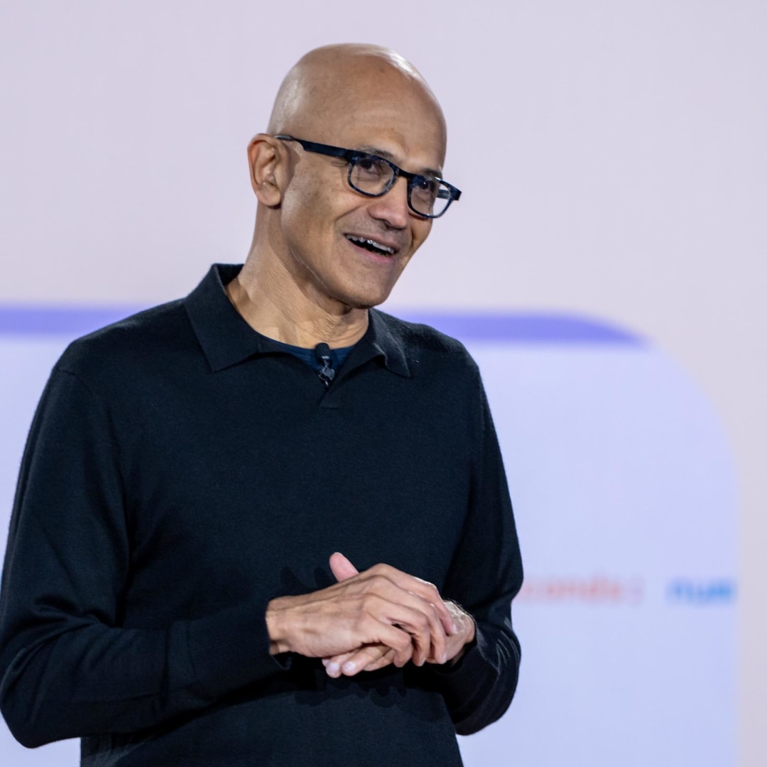 Satya Nadella: CEOs Harus 'Unlearning' Untuk Menang di Era AI