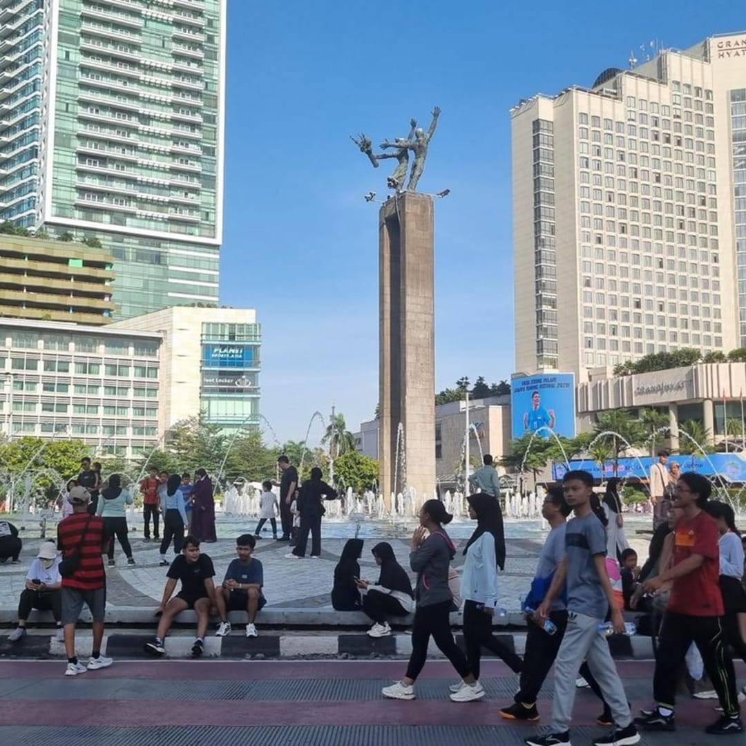 Solusi Sederhana untuk Menghormati Hak Orang yang Tidak Mau Difoto di Ruang Publik