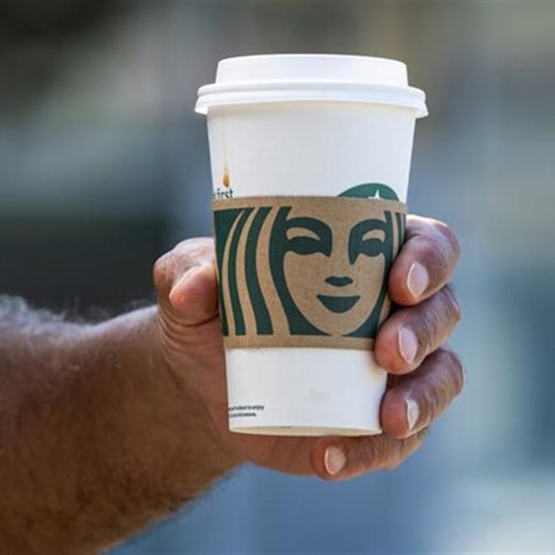 Strategi Back to Starbucks: Meningkatkan Layanan dan Pengalaman Pelanggan