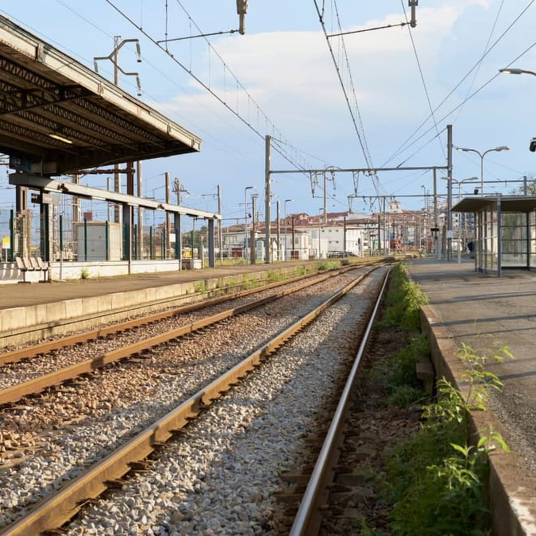 Teknologi Bantalan Rel Beton Pintar yang Bisa Memperbaiki Kerusakan Sendiri