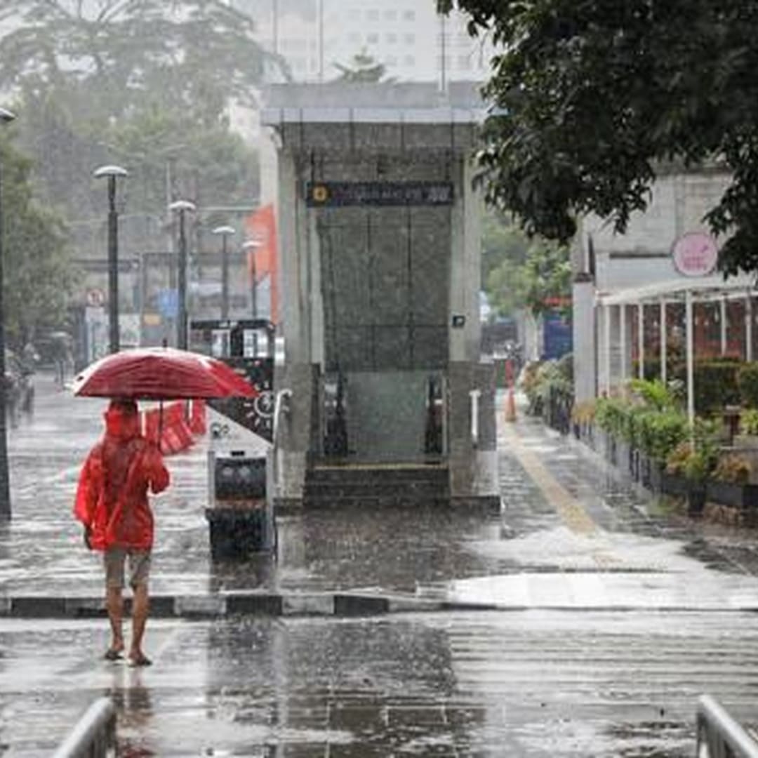 BMKG Peringatkan Hujan Lebat dan Angin Kencang di Jakarta dan Area Sekitarnya