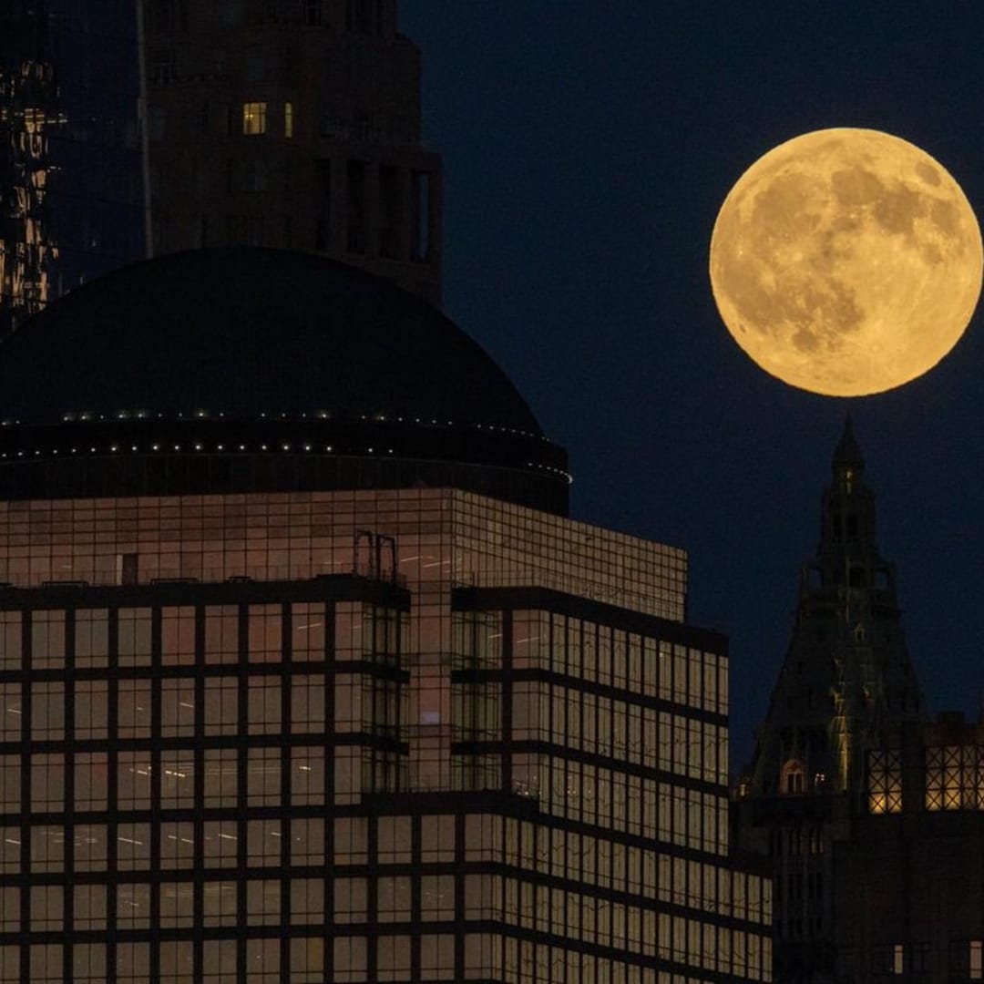 Fenomena Supermoon 5 November 2025: Bulan Purnama Terang dan Dekat Bumi