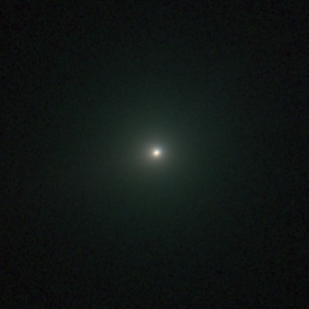 Komet Antar Bintang 3I/ATLAS: Mengapa Warnanya Hijau dan Ekor Tersembunyi