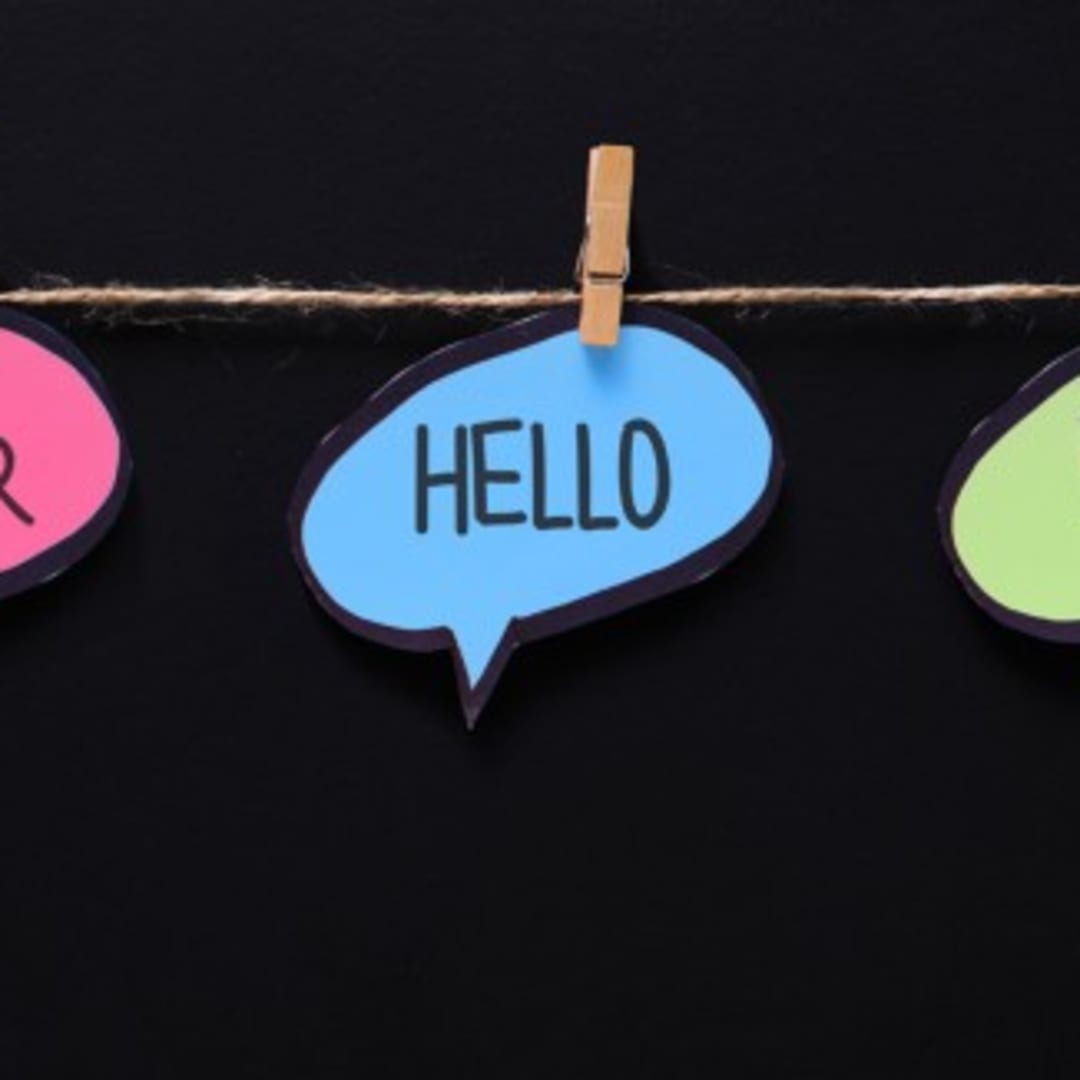 Berbicara Banyak Bahasa Bisa Perlambat Penuaan Otak dan Tingkatkan Kesehatan