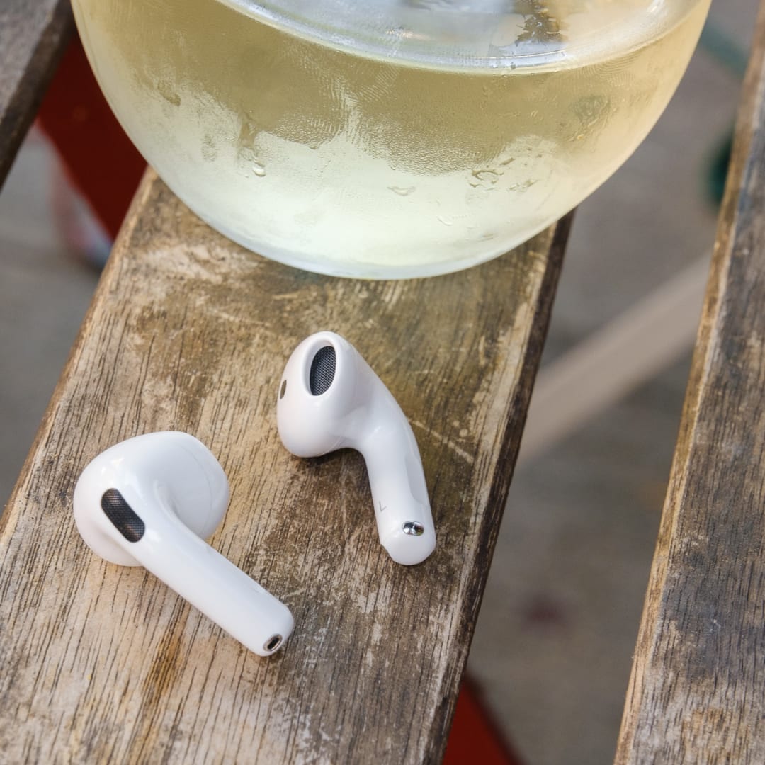 Diskon Terbaru Apple AirPods 4: Earbud Berkualitas di Bawah 100 Dolar