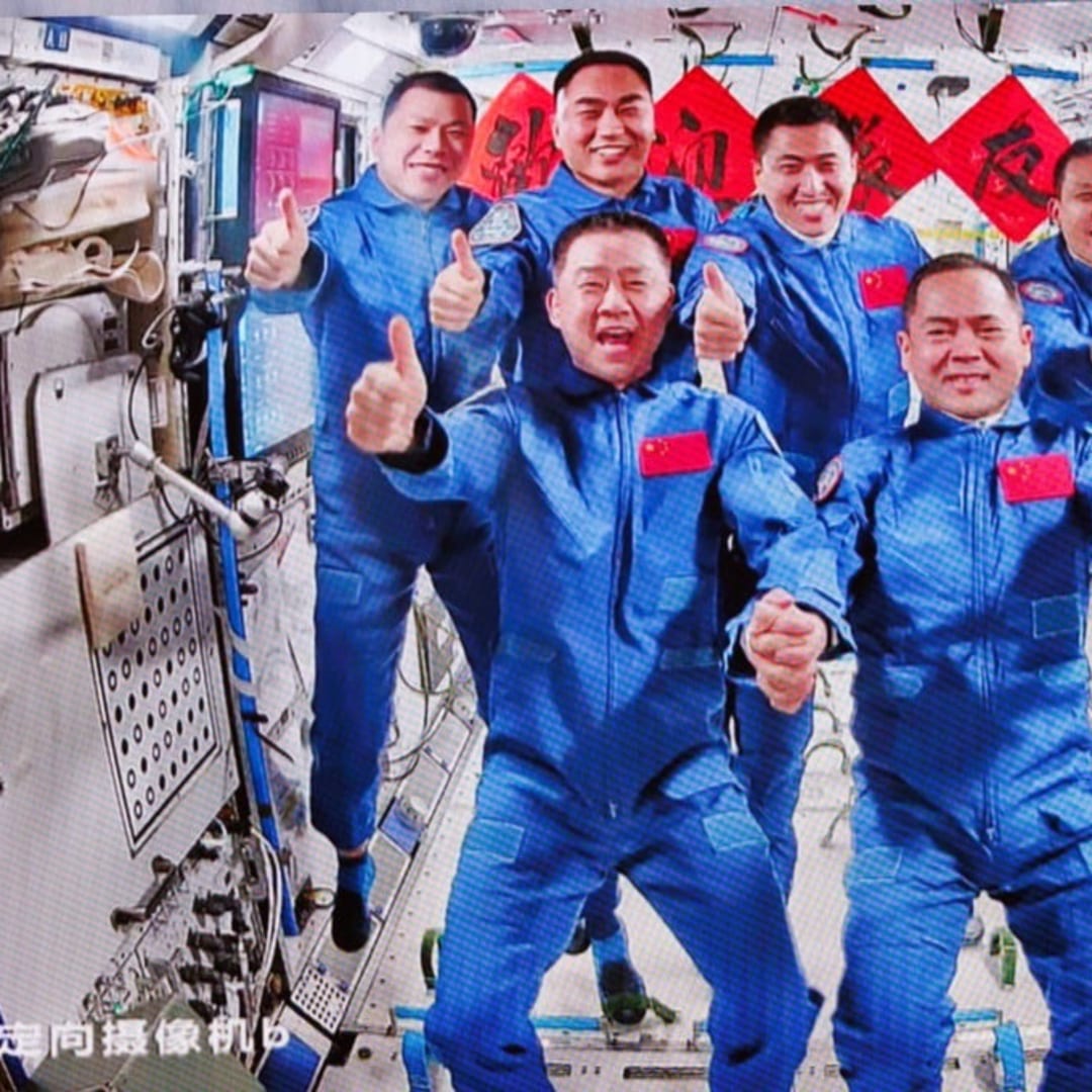 Cina Siapkan Kapal Baru Bawa Pulang Astronot Setelah Kapal Lama Rusak