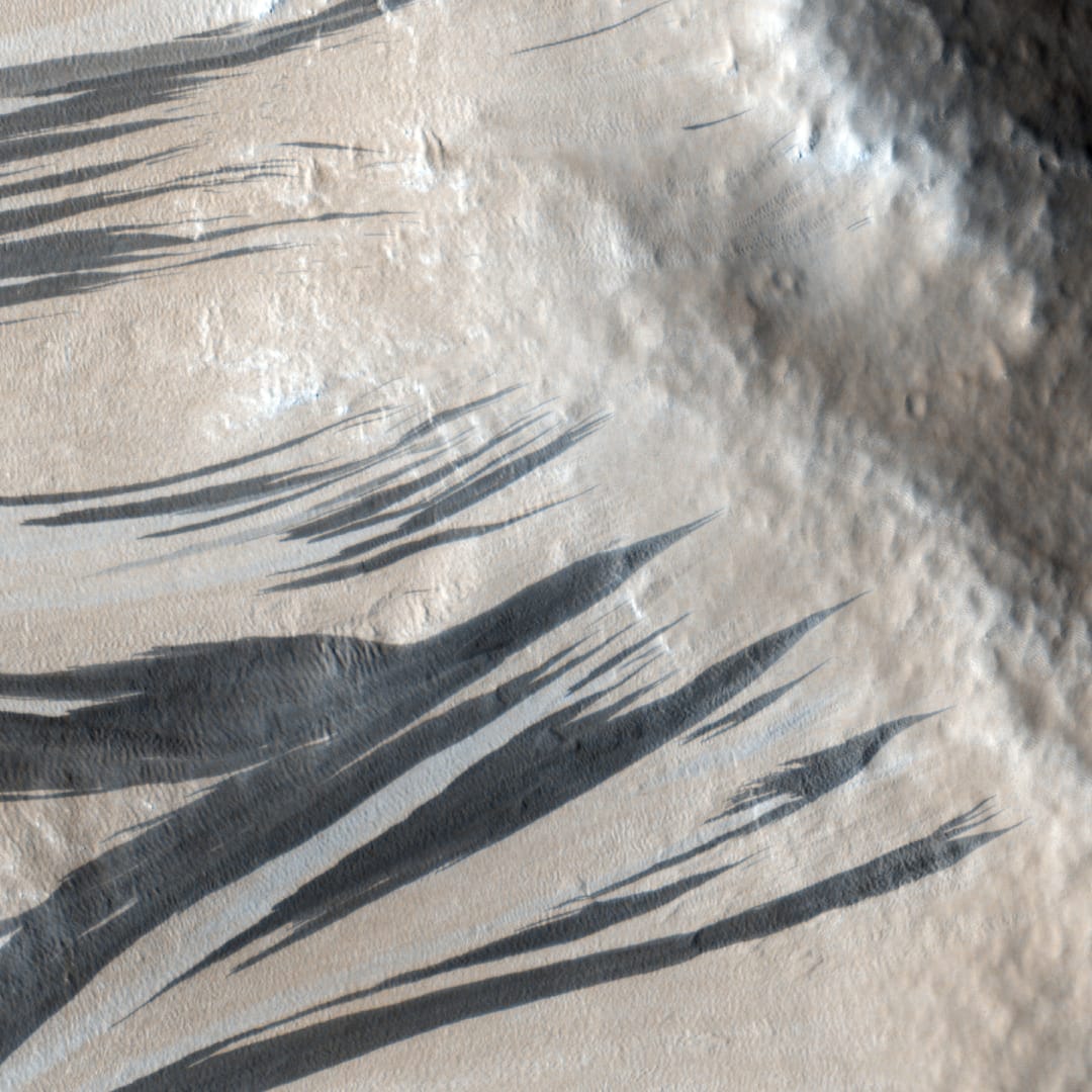 Asal Usul Garis Lereng Hitam di Mars Akhirnya Terungkap Lewat Angin Debu