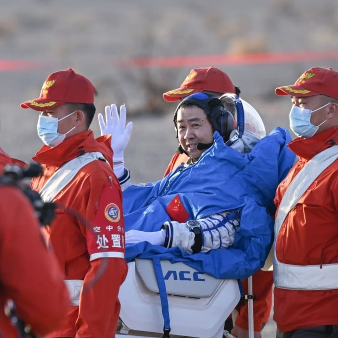 Astronot China Kembali Aman dari Tiangong Setelah Penundaan Karena Debris Antariksa